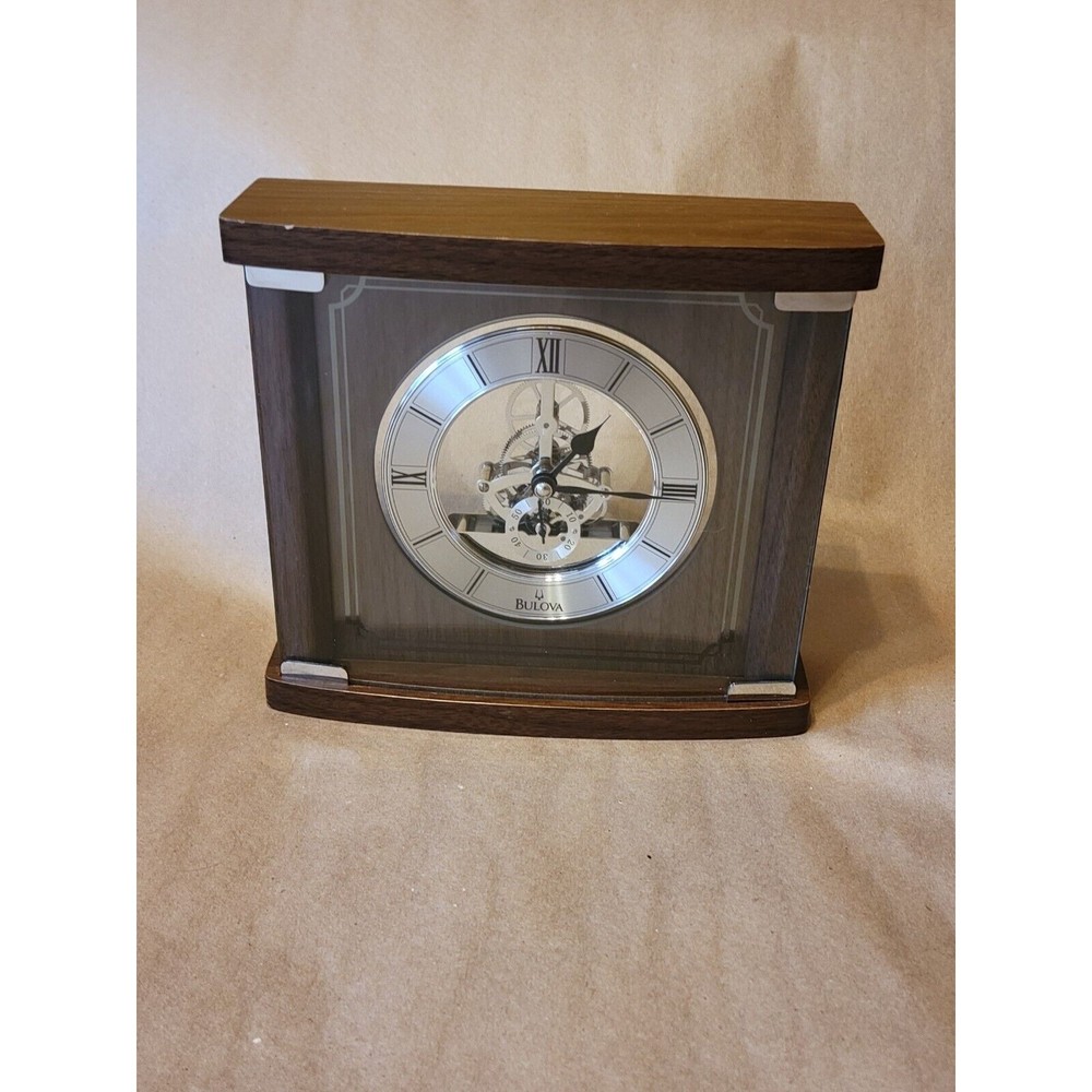 Bulova wood and glass desktop/mantle clock